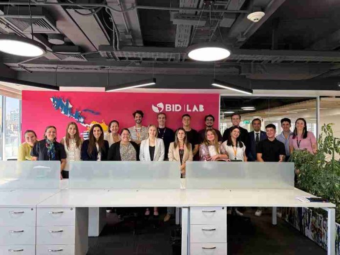 startuplab.01 lanza Deep Build y Deep Scale dos programas de aceleración para startups deep tech, desde la validación científica hasta el mercado global startuplab.01 lanza Deep Build y Deep Scale: dos programas de aceleración para startups deep tech, desde la validación científica hasta el mercado global