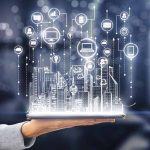 76% DE LOS CHILENOS YA USA INTELIGENCIA ARTIFICIAL Y UN 40% LA UTILIZA PARA APRENDER O ESTUDIAR