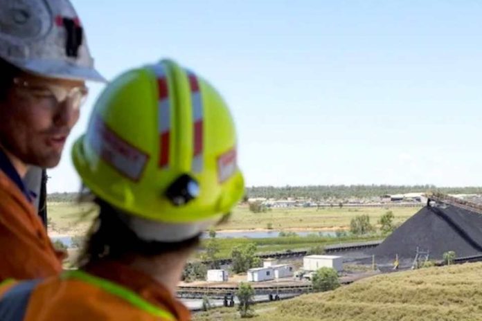Australia Anglo American venderá minas de carbón australianas por hasta 3.900 millones de dólares