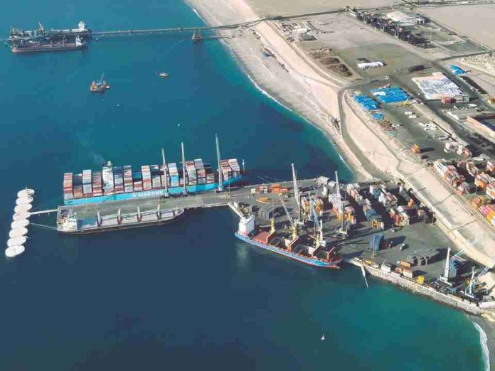 CPM presentó ante la CChC de Antofagasta su visión y proyectos para el desarrollo logístico de Mejillones 