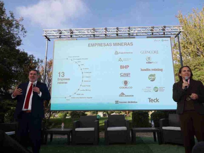 Coquimbo fortalece su liderazgo minero Empleo crece en casi 3 mil personas en dos años Coquimbo fortalece su liderazgo minero: Empleo crece en casi 3 mil personas en dos años