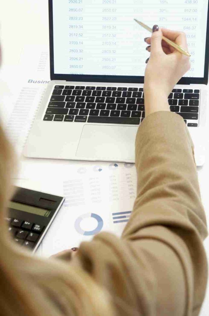 Defensoría del contribuyente refuerza trabajo en educación y acompañamiento tributario en todo Chile (1) PYMES aceleran digitalización de pagos y ordenan su flujo de caja desde plataformas de recaudación online