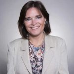 Economista Cecilia Cifuentes advierte la paradoja del precio récord del cobre
