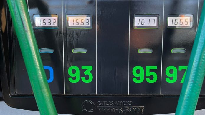 Enap confirma bajas de hasta $47 en el precio de los combustibles para la segunda semana de mayo