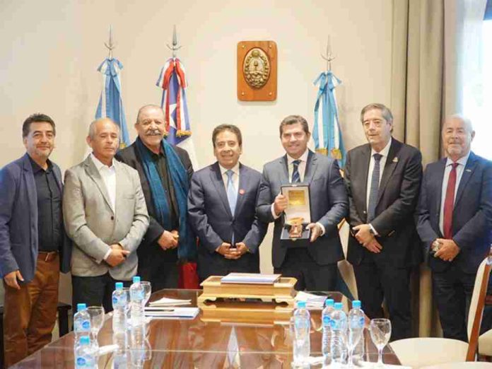 Gobernador de Atacama y de San Juan, proyectan histórica alianza minera