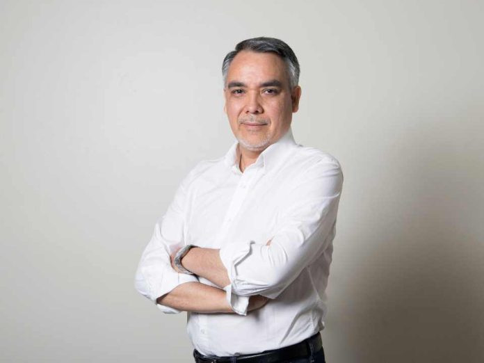 Maciel Campos Director Escuela de Publicidad y Relaciones Públicas Universidad de Las Américas UDLA
