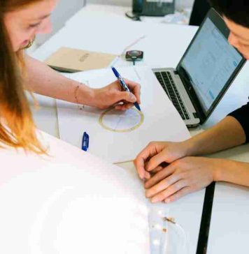 Nuevos llamados Corfo buscan potenciar emprendimientos innovadores liderados por mujeres