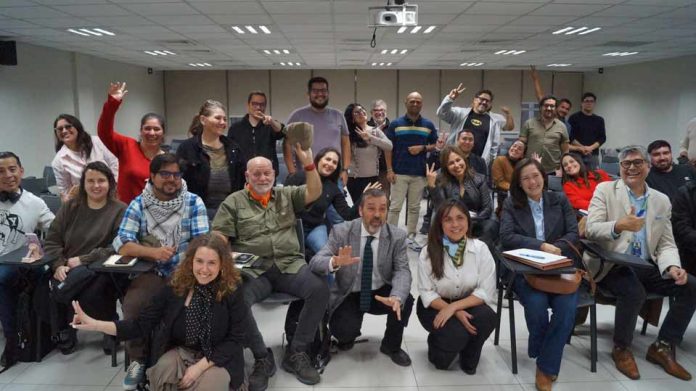 Programa Puente Productivo comienza sus clases becando a 50 emprendimientos Metropolitanos