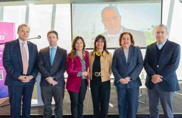 Reportaje | Los directorios chilenos saben lo que les falta, pero no logran cambiar: el 80% de su tiempo se va en agenda operativa