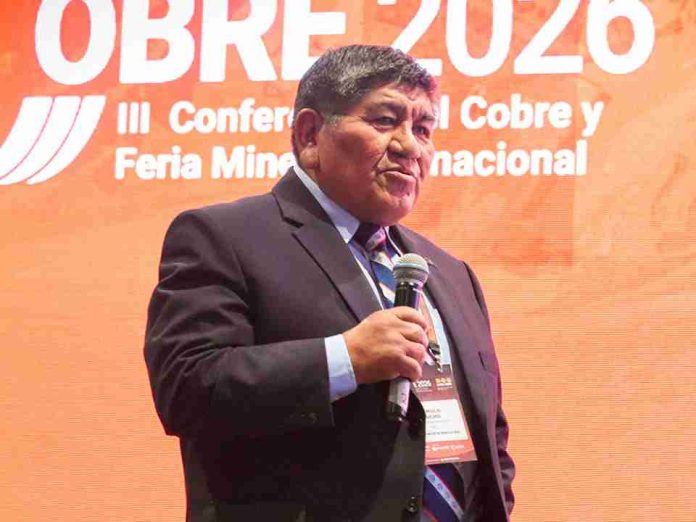 Rómulo Mucho: El mundo se encamina a una 