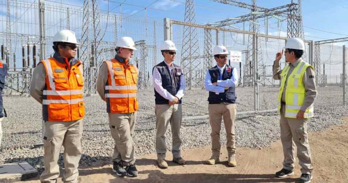 SEC Arica y Parinacota realiza visitas técnicas a subestación Parinacota y Parque Solar Willka