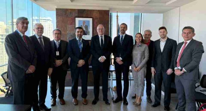 Sernageomin y delegación de Polonia establecen líneas de cooperación técnica en minería y geología Sernageomin y delegación de Polonia establecen líneas de cooperación técnica en minería y geología