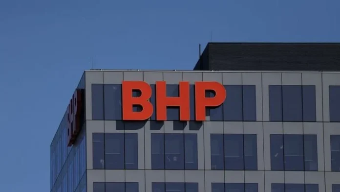 2025-09-30T081337Z_1_LYNXNPEL8T0BF_RTROPTP_4_AUSTRALIA-BHP (1) BHP anuncia acuerdos de transporte ferroviario con CN y CPKC para llevar la potasa de Jansen a clientes de todo el mundo.