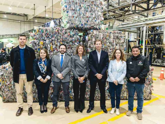 CCU y SOFOFA reúnen a autoridades, recicladores y empresas para impulsar la economía circular desde la colaboración