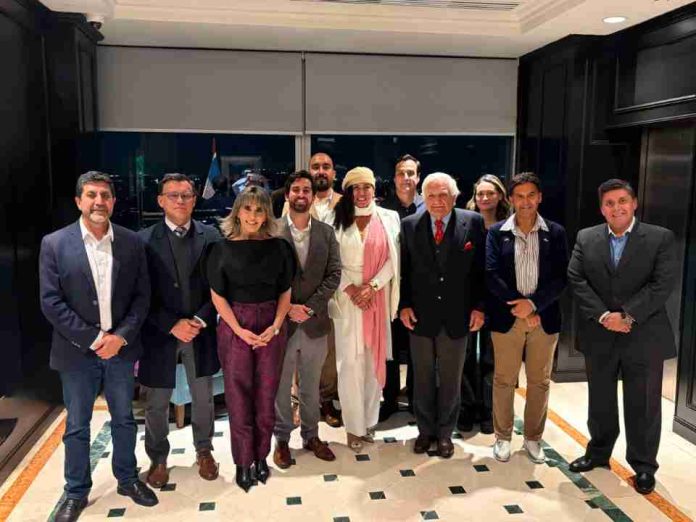 Cámara Internacional del Litio y Energías firmó alianza estratégica para impulsar inversiones y cooperación entre Chile e India Cámara Internacional del Litio y Energías firmó alianza estratégica para impulsar inversiones y cooperación entre Chile e India