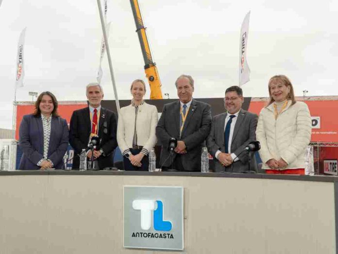 EXPONOR 2026 culmina con cifras récord y consolida a Antofagasta como hub mundial de la minería, la energía y la innovación EXPONOR 2026 culmina con cifras récord y consolida a Antofagasta como hub mundial de la minería, la energía y la innovación
