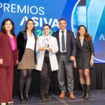 Esval recibe el premio “Mujer y Empresa” de Asiva por su compromiso con la equidad Esval recibe el premio “Mujer y Empresa” de Asiva por su compromiso con la equidad