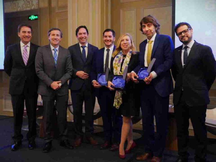 Expertos abordaron desafíos del sector Infraestructura en Chile