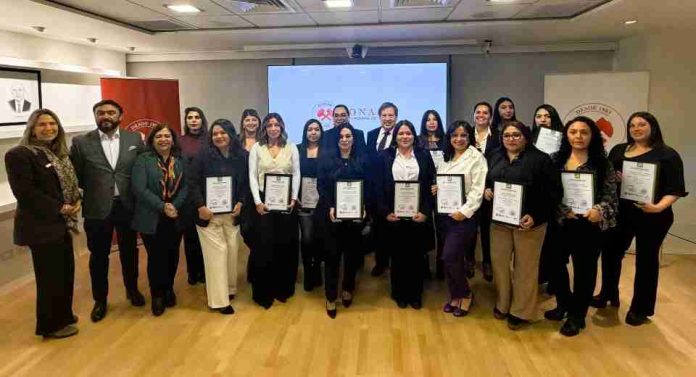 Fundación Tecnológica de SONAMI permitió certificar a 18 mujeres como operadoras CAEX