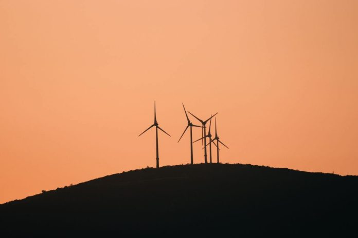 Generación eléctrica (3) Chile supera el 63% de generación renovable y enfrenta un nuevo desafío: Asegurar la estabilidad del sistema eléctrico