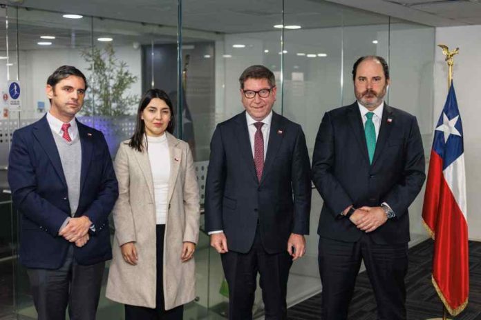 Gobierno instala Mesa Interministerial por el Empleo: se crearán 50 mil nuevos puestos en cuatro meses