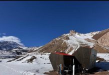 Proyecto “Los 16 de Chile” inicia programa de capacitaciones para potenciar el turismo sostenible en el Refugio Volcán Tupungato Proyecto “Los 16 de Chile” inicia programa de capacitaciones para potenciar el turismo sostenible en el Refugio Volcán Tupungato