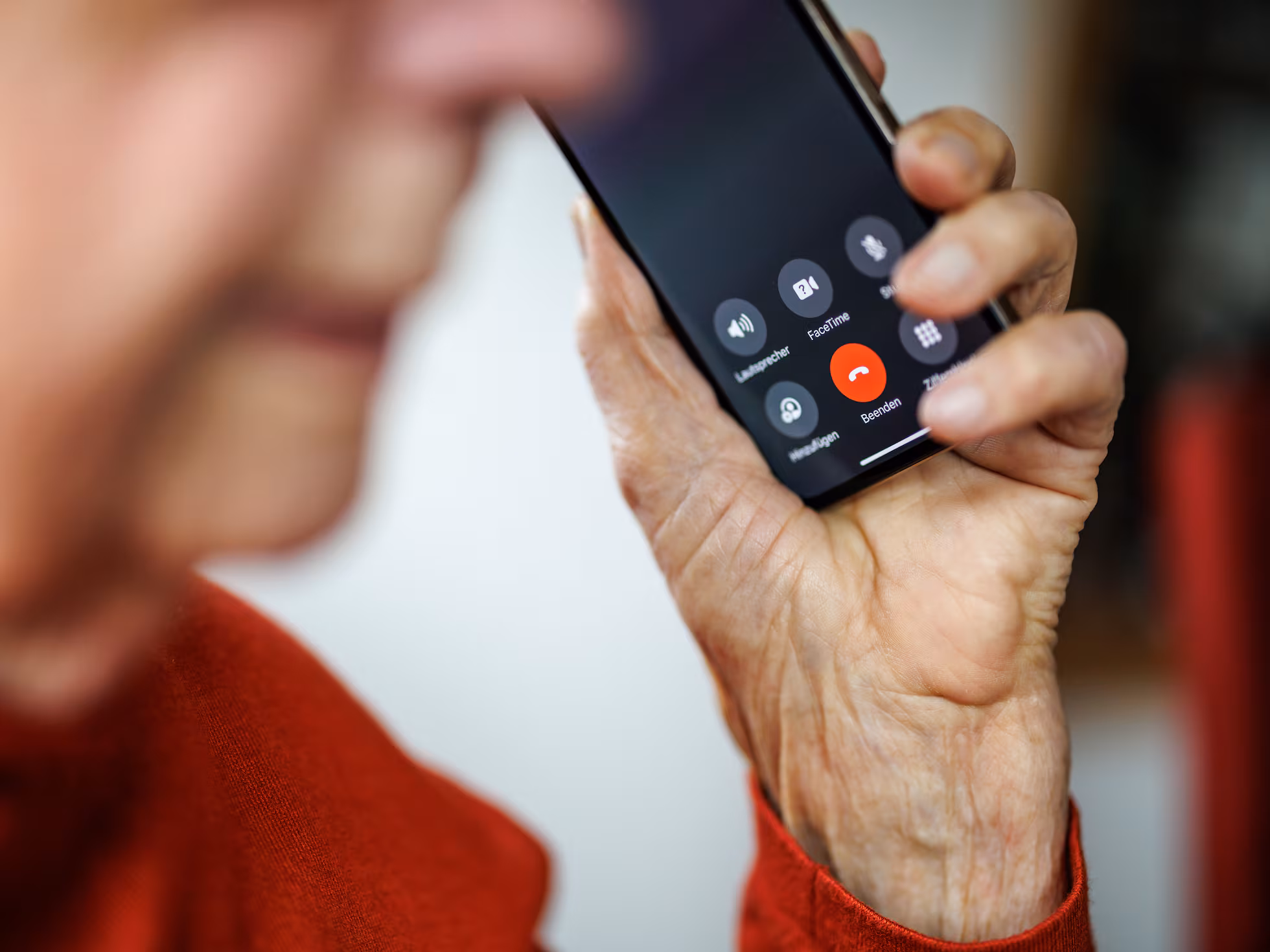 Epidemia del Vishing en Chile: Récord histórico de fraudes por teléfono y WhatsApp