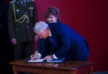 Presidente Kast anuncia proyecto de ley que agilizará la regularización de títulos de dominio para familias afectadas por catástrofes Presidente Kast anuncia proyecto de ley que agilizará la regularización de títulos de dominio para familias afectadas por catástrofes