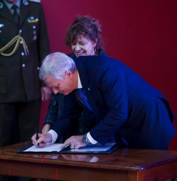 Presidente Kast anuncia proyecto de ley que agilizará la regularización de títulos de dominio para familias afectadas por catástrofes Presidente Kast anuncia proyecto de ley que agilizará la regularización de títulos de dominio para familias afectadas por catástrofes