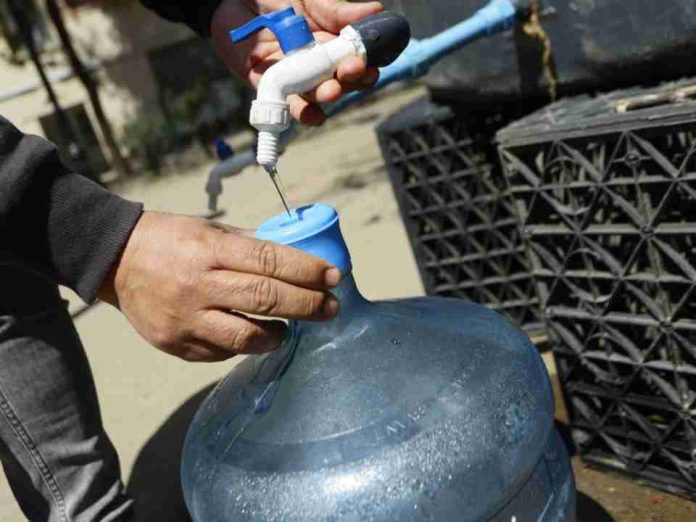 Aguas del Valle suspende entrega de agua para uso sanitario en Ovalle tras desborde del embalse Recoleta Aguas del Valle suspende entrega de agua para uso sanitario en Ovalle tras desborde del embalse Recoleta