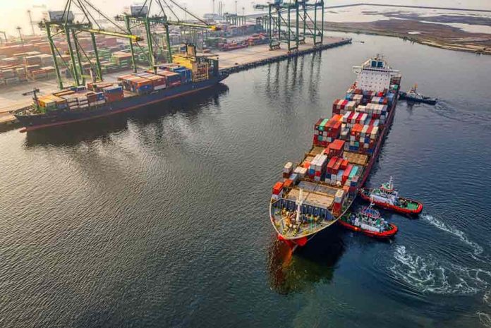 Brasil | EE.UU. impone aranceles de hasta el 37,5% a sectores clave de Brasil y eleva la tensión comercial con 60 socios, incluida la UE Brasil | EE.UU. impone aranceles de hasta el 37,5% a sectores clave de Brasil y eleva la tensión comercial con 60 socios, incluida la UE