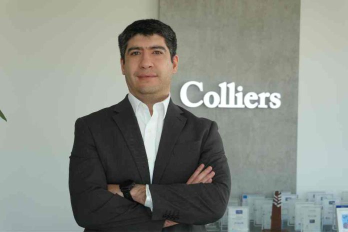 Eduardo Ramos, Colliers Eduardo Ramos, Colliers