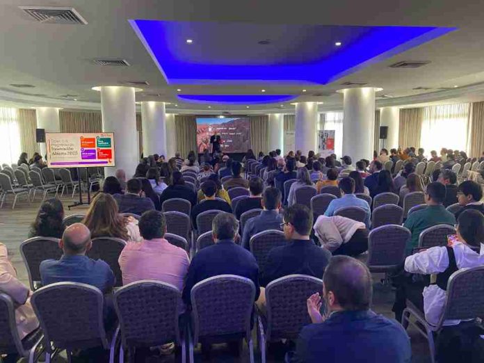 Corfo Antofagasta adjudicó $318 millones para Viraliza Difusión Eventos y Medios Corfo Antofagasta adjudicó $318 millones para Viraliza Difusión Eventos y Medios