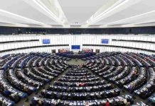 El Parlamento Europeo reactiva el escaneo masivo de mensajes privados con la aprobación de Chat Control