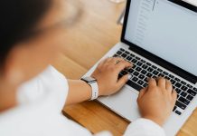 Más humanos que nunca: La capacitación laboral en la era de la Inteligencia Artificial