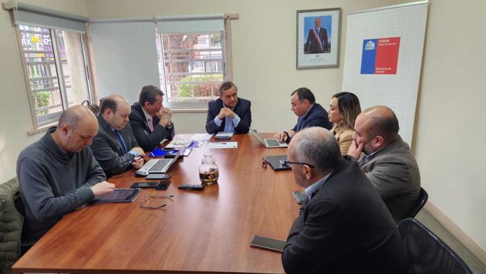 Autoridades y empresas eléctricas analizan despliegue de emergencia y proponen mejoras en la coordinación territorial