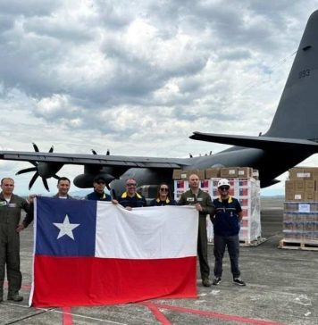 Avión con ayuda humanitaria chilena aterriza en Colombia Avión con ayuda humanitaria chilena aterriza en Colombia