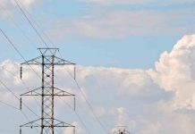 «Del diagnóstico a la acción»: Ministra Rincón y líderes del sector energético urgen modernizar la red para evitar cuellos de botella en Chile "Del diagnóstico a la acción": Ministra Rincón y líderes del sector energético urgen modernizar la red para evitar cuellos de botella en Chile