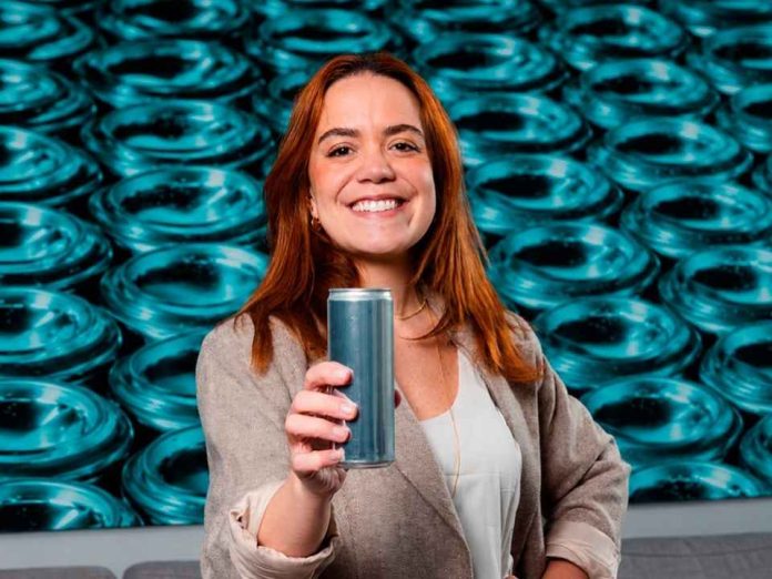 El valor de una lata después de consumirla El valor de una lata después de consumirla