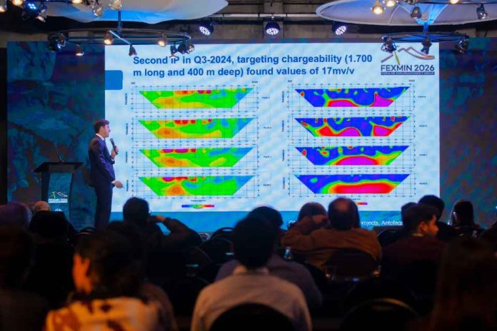 Ante inversionistas nacionales e internacionales: Los proyectos geológicos mineros se tomaron el segundo día de FEXMIN