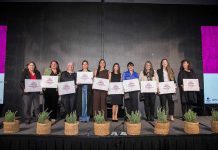 Mujer Impacta premió a 10 emprendedoras sociales que están contribuyendo a generar un cambio social y cultural en Chile Mujer Impacta premió a 10 emprendedoras sociales que están contribuyendo a generar un cambio social y cultural en Chile