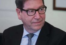 Gobierno evalúa postergar Ley de Datos Personales Gobierno evalúa postergar Ley de Datos Personales