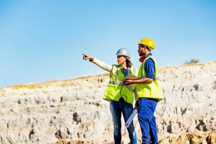 Inteligencia artificial y automatización llegan a las aulas así se prepara el talento para la minería del futuro