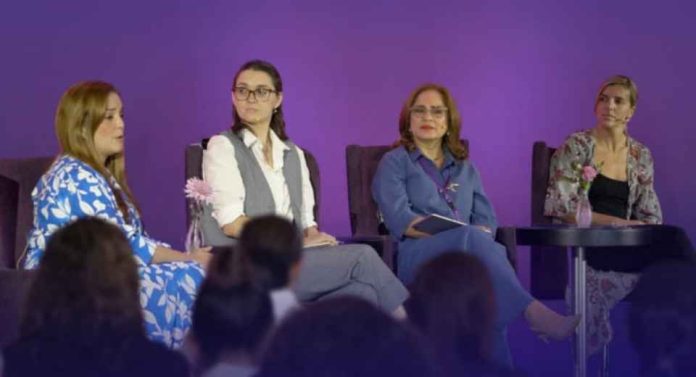 Internacional | Cuatro voces, una misma visión sobre el futuro del sector marítimo-portuario