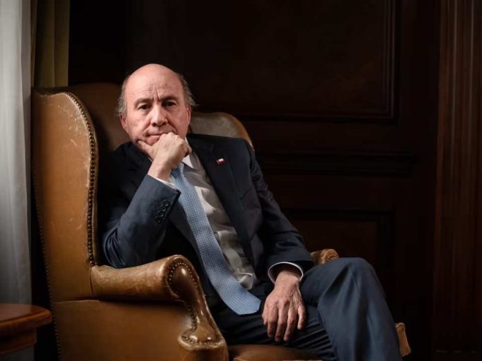 Jorge Quiroz, Ministro de hacienda Quiroz niega recesión técnica tras dos trimestres del PIB en rojo y adelanta alzas de hasta $90 en combustibles