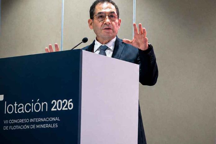 Karim Batallanos “El mundo necesita cada vez más cobre para impulsar la transición energética”
