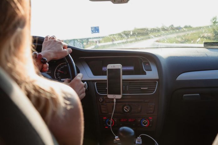 ¿Por qué dos autos iguales no pagan lo mismo?: Aprende cómo se calcula el precio de tu seguro automotriz