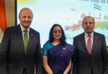 Subsecretario participa en la celebración del Día Nacional de la India y destaca las oportunidades de cooperación en comercio, inversión, ciencia y tecnología Subsecretario participa en la celebración del Día Nacional de la India y destaca las oportunidades de cooperación en comercio, inversión, ciencia y tecnología