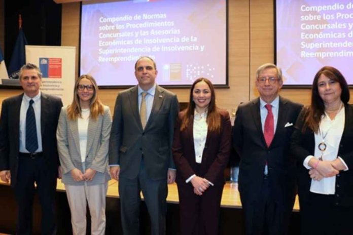 Superir presentó Primer Compendio de Normas sobre los Procedimientos Concursales y las Asesorías Económicas de Insolvencia