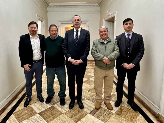 AGRUMIN pide a ENAMI fortalecer el fomento y modernizar planteles AGRUMIN pide a ENAMI fortalecer el fomento y modernizar planteles